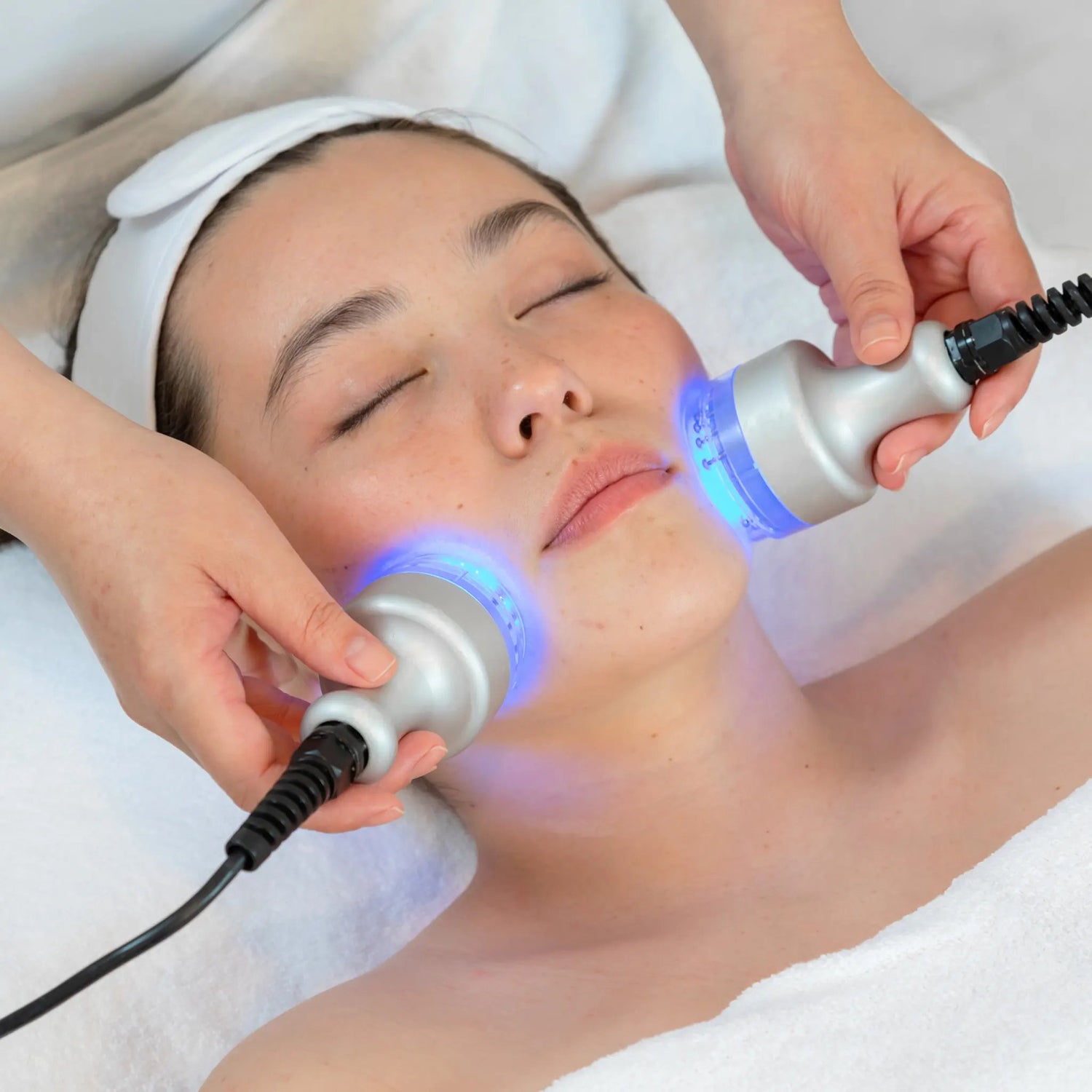 FACIAL TREATMENT - gbeautybar